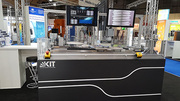 Demonstration des am KIT entwickelten Systems zur vollautomatischen Verschleißkontrolle von Kugelgewindetrieben mithilfe von Künstlicher Intelligenz. (Foto: KIT) Demonstration des am KIT entwickelten Systems zur vollautomatischen Verschleißkontrolle von Kugelgewindetrieben mithilfe von Künstlicher Intelligenz. (Foto: KIT)