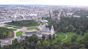 Urban park or forest areas such as here in the Karlsruhe Schlossgarten are more important than ever for a good urban climate (Photo: Sebastian Mang, KIT).
