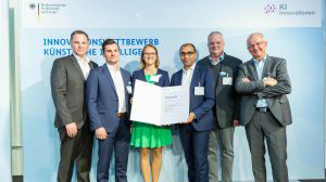 The research project SDaC around coordinator Shervin Haghsheno from KIT (3rd from left) won the innovation competition for the application of artificial intelligence (Photo: BMWi/Bildkraftwerk Kurc)