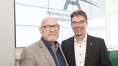 From the left: Transport Minister Winfried Hermann and Michael Decker, Head of KIT Division (Photo: Markus Breig, KIT)
