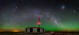 Das Pierre-Auger-Observatorium in der argentinischen Pampa misst die höchstenergetische Komponente der kosmischen Strahlung (Bildquelle: KIT)