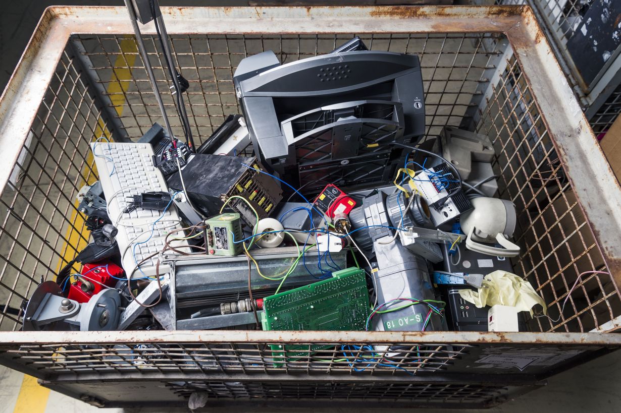 Consumption of resources can be reduced by recycling electronic scrap. (Photo: Amadeus Bramsiepe, KIT)