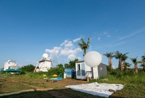 Mit Wetterballons und der Messplattform „KITcube“ sammelten die Klimaforscherinnen und -forscher des KIT eine Vielzahl meteorologischer Daten (Foto: Sébastien Chastanet)