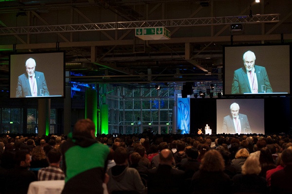 20121015-CN-01-006.JPG - Erstsemesterbegrüßung am Freitag, 12.Oktober 2012, im Kongresszentrum Karlsruhe, Begrüßung durch KIT-Präsident Prof. Dr. Eberhard Umbach