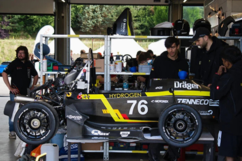 Nachwuchsförderung mit Wasserstoff und E-Fuels