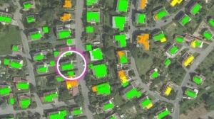 Projekt EAGLESolar errechnet aus 3-D-Karten, Wetterdaten und Stromtarifen die Eignung für Solaranlagen und das Einsparpotenzial für einzelne Häuser. (Foto: IPF, KIT) 