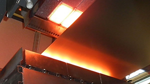 Steel belt drying after pretreatment with infrared radiant porous burner (photo: GoGaS Goch GmbH & Co. KG)
