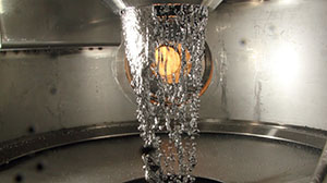 In den Versuchsanlagen des KArlsruhe Liquid metal LAboratory (KALLA) wird die Thermofluiddynamik von Metallschmelzen erforscht. (Foto: Karsten Litfin, KIT)