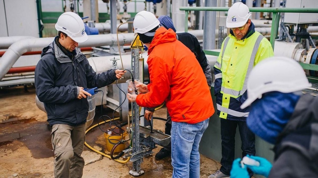 Möglicher Zusatznutzen der Geothermie: Das oberrheinische Thermalwasser enthält relativ viel Lithium, das bislang importiert werden muss. (Foto: Florian Freundt, www.freundt.org)