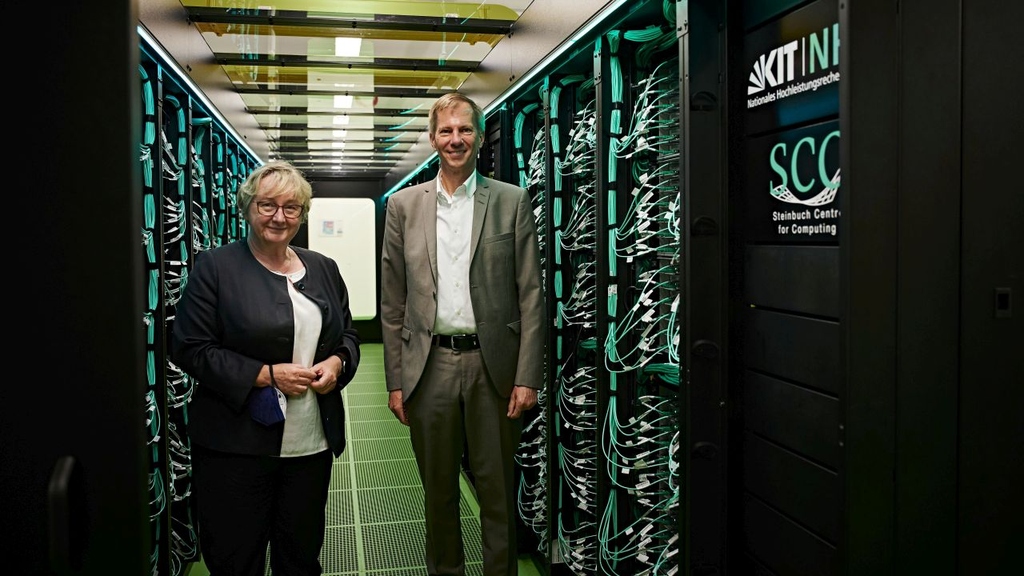 Supercomputer at KIT Inaugurated
