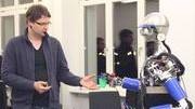 Der humanoide KIT-Roboter ARMAR III