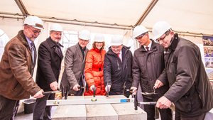 Grundsteinlegung für den 1. Bauabschnitt des Engler-Bunte-Instituts auf dem Campus Süd (Foto: KIT)