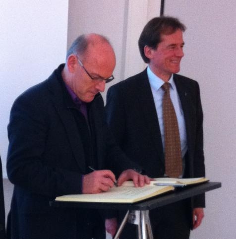 Bild Minister Hermann und Prof. Gauterin