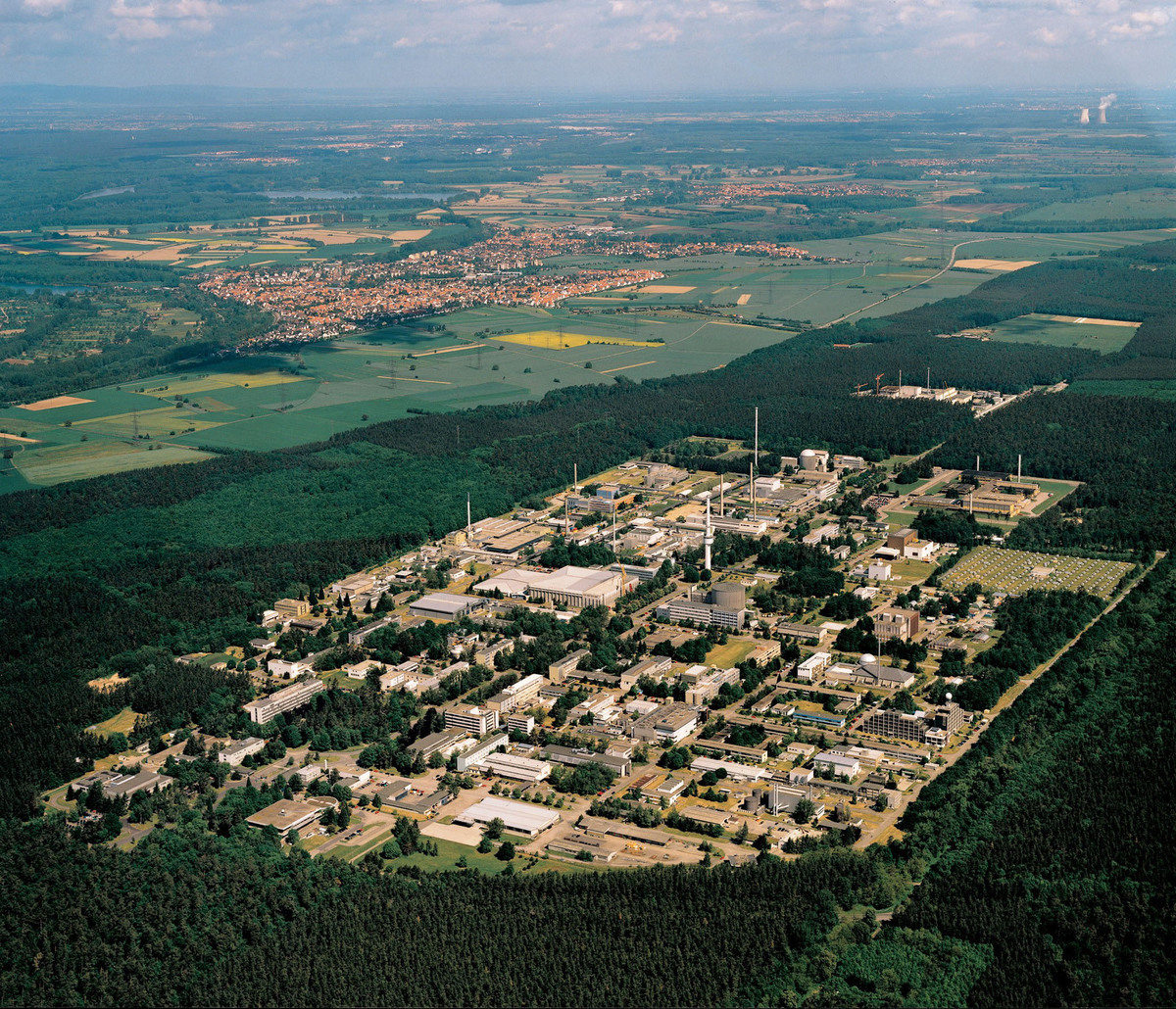 Luftbild des Forschungszentrums Karlsruhe (Foto: KIT)