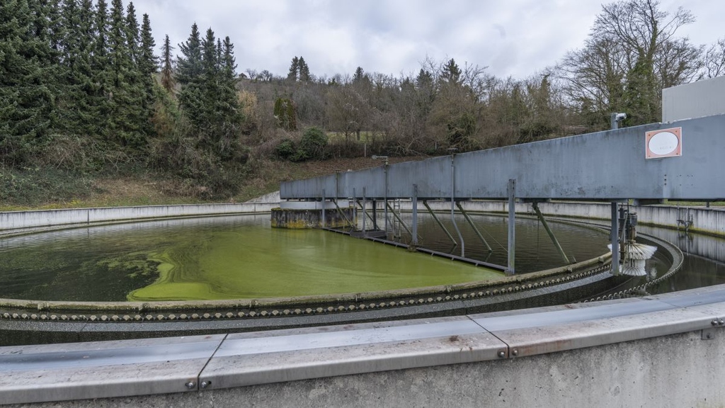 Bei der Bewertung des Infektionsgeschehens spielen auch die Daten der Abwasserüberwachung eine wichtige Rolle. (Foto: Amadeus Bramsiepe, KIT) 