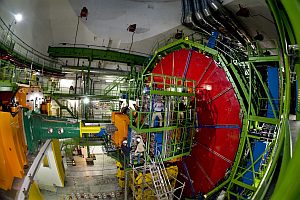 Forscher des KIT sind am riesigen CMS-Detektor des LHC am CERN in Genf beteiligt. (Bildquelle: CERN)