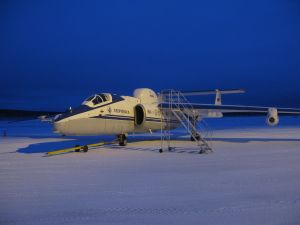 Das Forschungsflugzeug Geophysica dient als Plattform um das Messinstrument GLORIA auf bis zu 20 Kilometer Höhe zu bringen. (Foto:Tobias Guggenmoser/FZJ) 