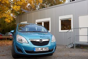 Das Energy Smart Home Lab integriert Elektrofahrzeuge als Speicher.  (Foto: Andreas Drollinger)