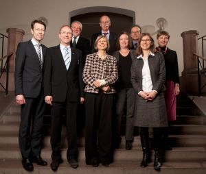 Der Aufsichtsrat des KIT: v.l.n.r. Staatssekretär Dr. Georg Schütte, Dr. Andreas Kreimeyer (Stellvertr. Vorsitzender),  Professor  Dr. Hans-Joachim Freund, Professorin Dr. Renate Schubert (Vorsitzende), Dr. Dieter Zetsche, Professorin Dr. Johanna Stachel,