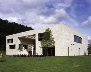 Energieeffizienz konzipiert: das Gebäude des „Museums Ritter“ in Waldenbuch.  KIT-Forscher haben das Energie-Monitoring und die Betriebsoptimierung übernommen.  (Foto: Museum Ritter Waldenbuch)