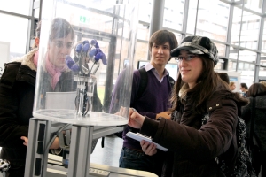 At “Uni für Einsteiger”, young people may obtain information on research and education at KIT. (Photo: Eva Pailer, KIT)