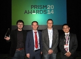 Verleihung des Prism Award 2014: Dr. Michael Thiel, Martin Hermatschweiler, Prof. Martin Wegener, Dr. Wanyin Cui (v.l.n.r., Nanoscribe)