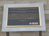 2014_159_KIT_erhaelt_IEEE_Milestone_Heinrich_Hertz-1_72dpi