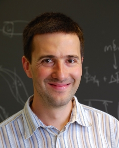 Der Physiker Ioan M. Pop ist Experte für supraleitende Quantenelektronik (Bild: Kyle Serniak) 