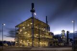 An der Karlsruher Pilotanlage bioliq wird erforscht, wie aus Biomasse hochwertige Kraftstoffe erzeugt werden können. (Bild: KIT)