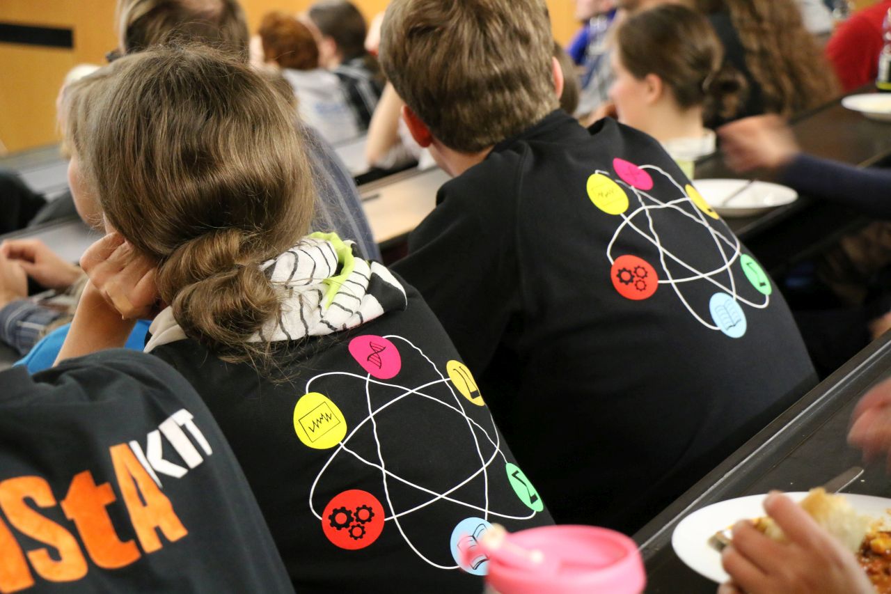 For the third time now, the “Science Night” students group has organized the public lectures series. (Photo: Ingo Reuter)