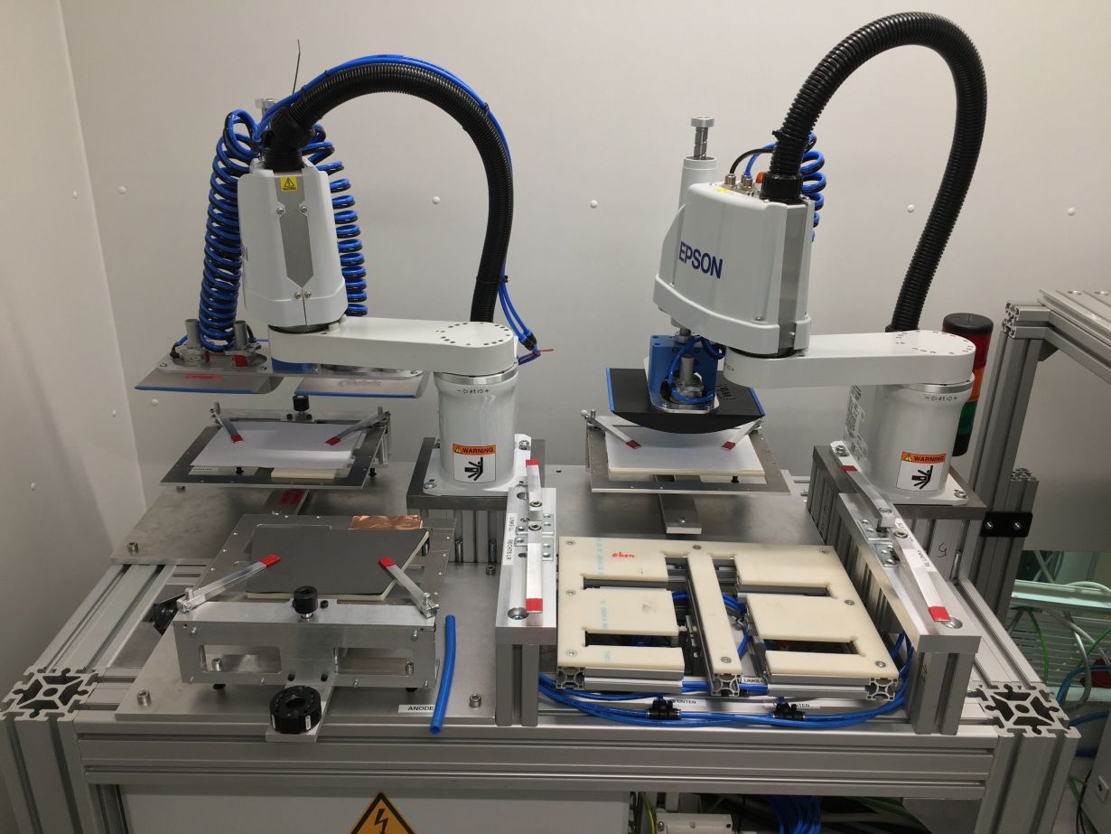 Batterieforschung der Zukunft: Stapelmodul des SmartBatteryMaker. (Foto: wbk, KIT) 