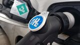 Energieträger Wasserstoff: Forschende des KIT wollen die Vorteile von Brennstoffzellen auch für schwere Nutzfahrzeuge erschließen. (Foto: wbk, KIT)