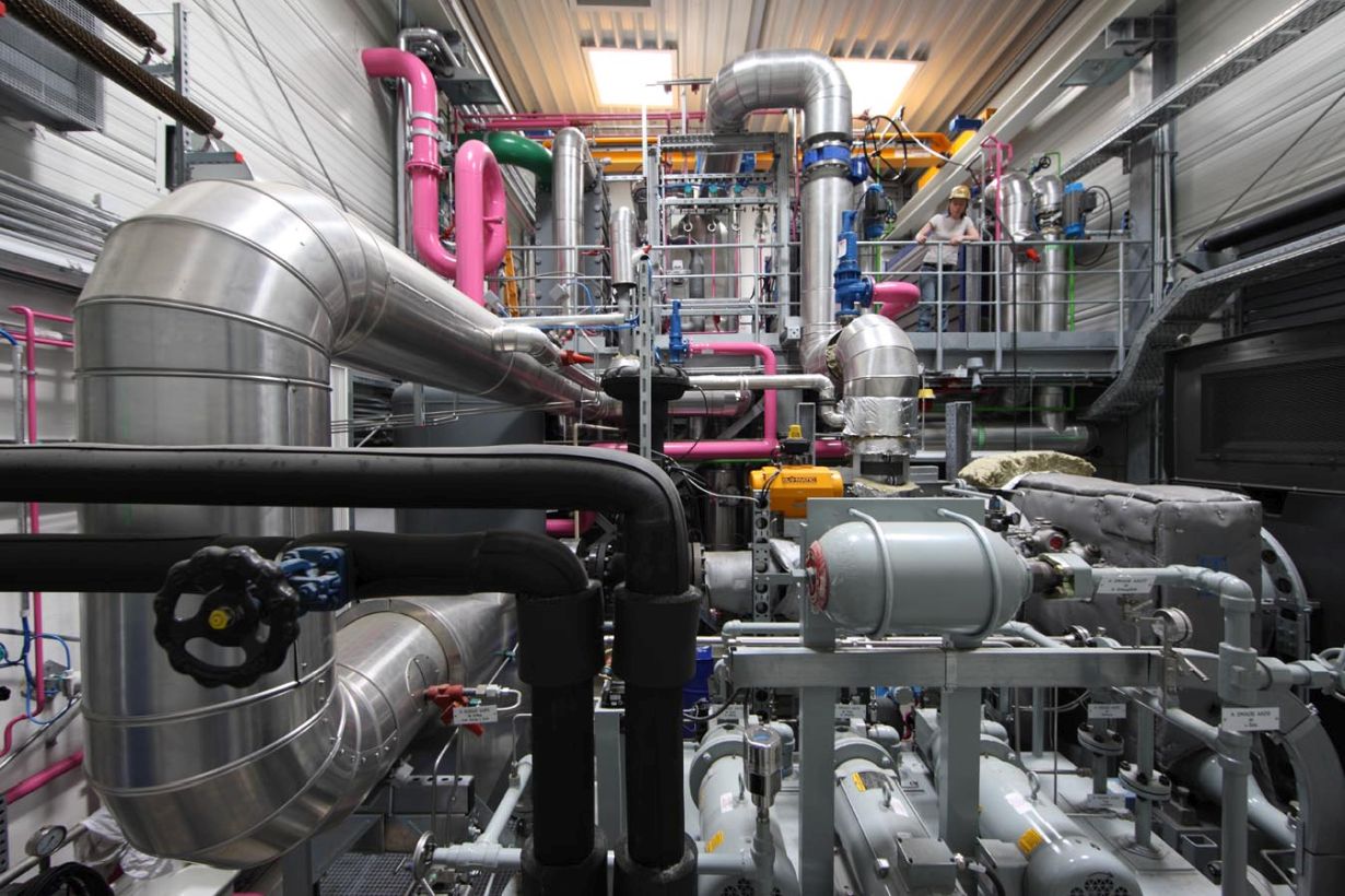 Ein Blick ins Innenleben der Geothermieanlage Bruchsal (Foto: EnBW/Uli Deck)