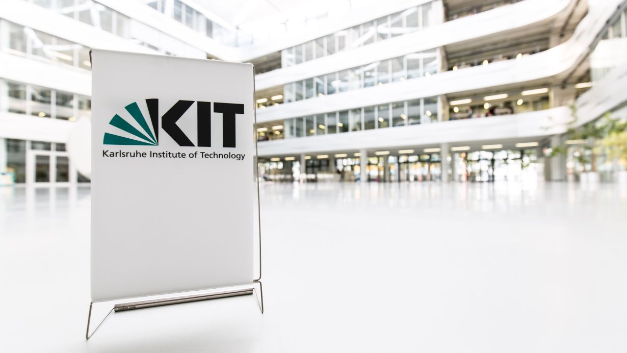 The agreement signed by the Federation and the State means more flexibility and agility for KIT, says the President of KIT, Professor Holger Hanselka. (Photo: Manuel Balzer, KIT) 