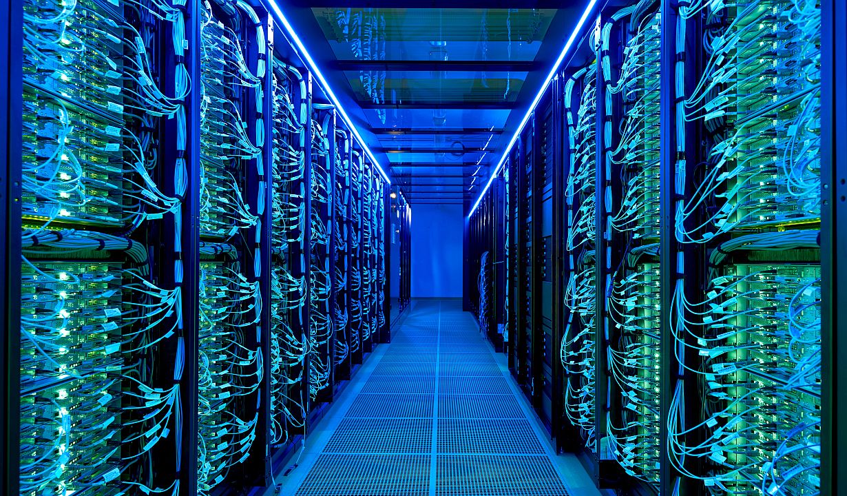 Amadeus Bramsiepe, KIT 2021_059_Supercomputer des KIT einer der 15 schnellsten in Europa_72dpi