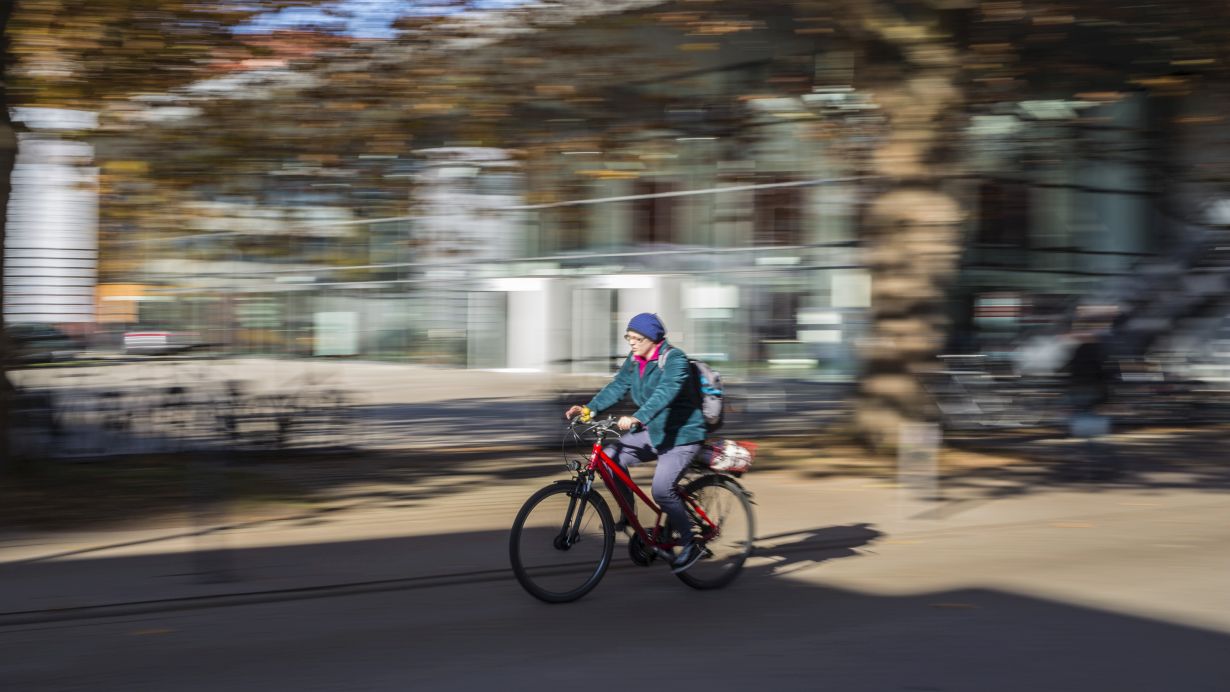 In der Pandemie gewinnt das Fahrrad als Fortbewegungsmittel vor allem im Freizeitverkehr an Bedeutung. (Foto: Manuel Balzer, KIT)