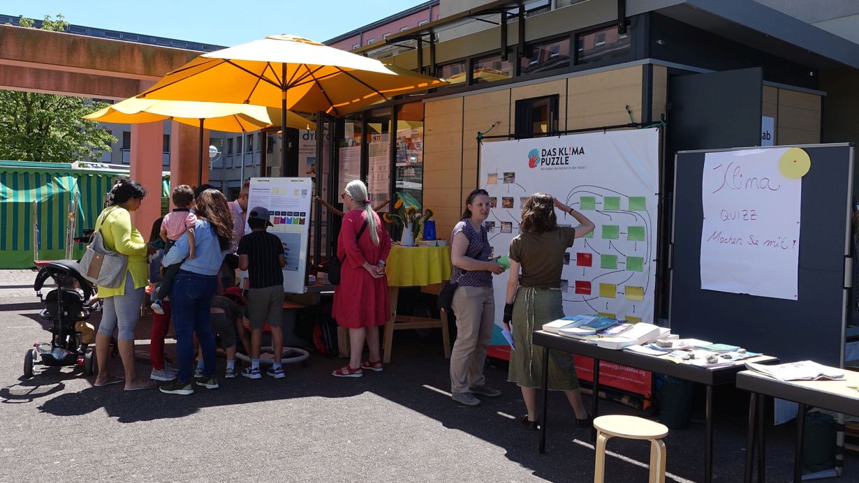 Trägt bis Oktober den Nachhaltigkeitsgedanken in die Oberrheinregion – das mobile Partizipationslabor MobiLab des KIT (Foto: Karlsruher Transformationszentrum für Nachhaltigkeit und Kulturwandel) 