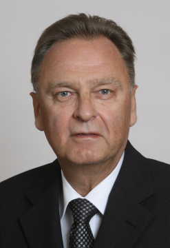 Professor Hans-Jürgen Papier, President of the Federal Constitutional Court, opens Basic Law Exhibition at Karlsruhe (Photo: Federal Constitutional Court).